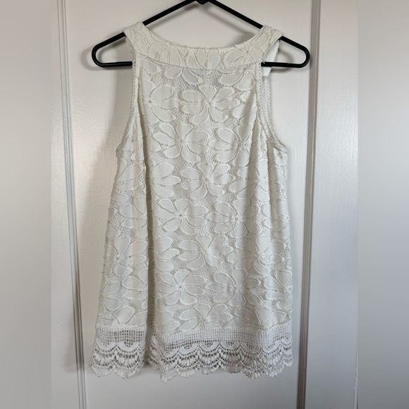 White Lace Sleeveless Top - Picture 2 of 2